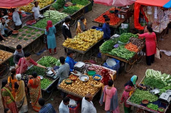 India says retail inflation may accelerate on fuel price rise