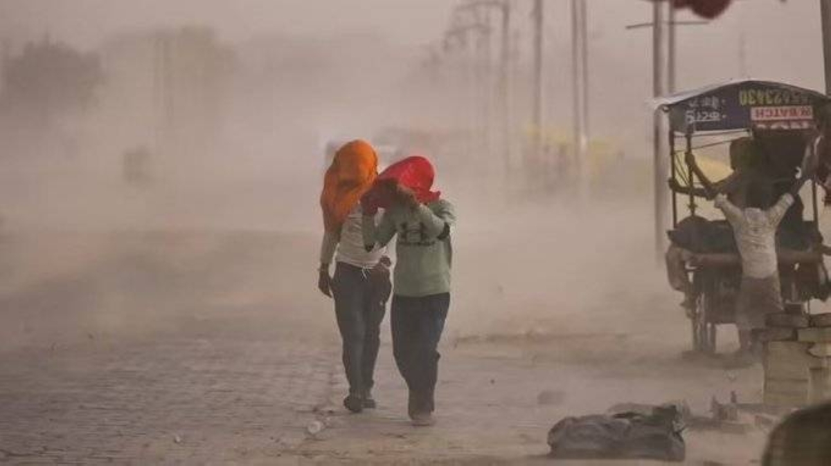 89 Killed, others injured as storm strikes Uttar Pradesh in India