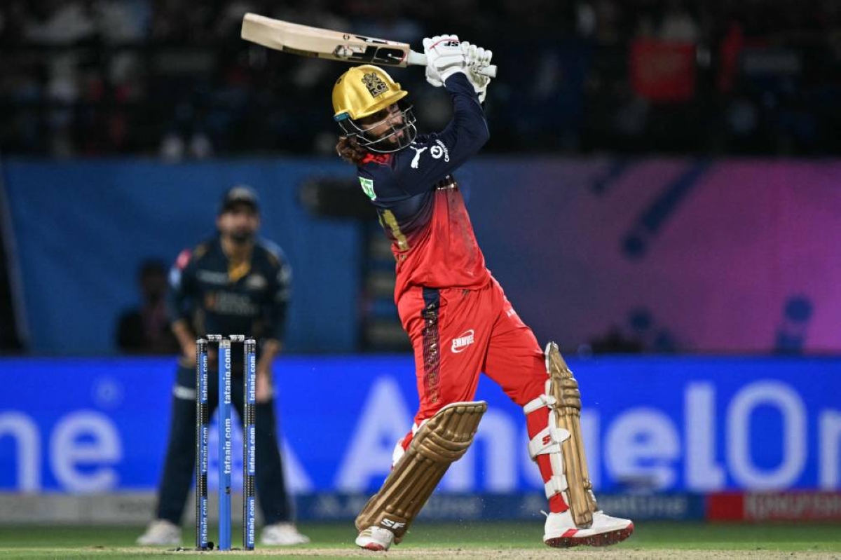 Patidar stars as Bengaluru hammer Gujarat to reach IPL final