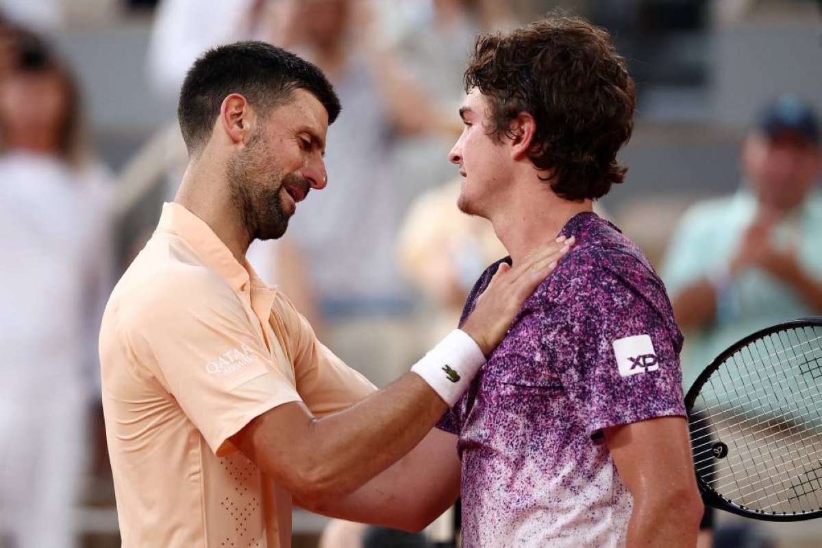 Fonseca blasts Djokovic out of French Open after epic comeback