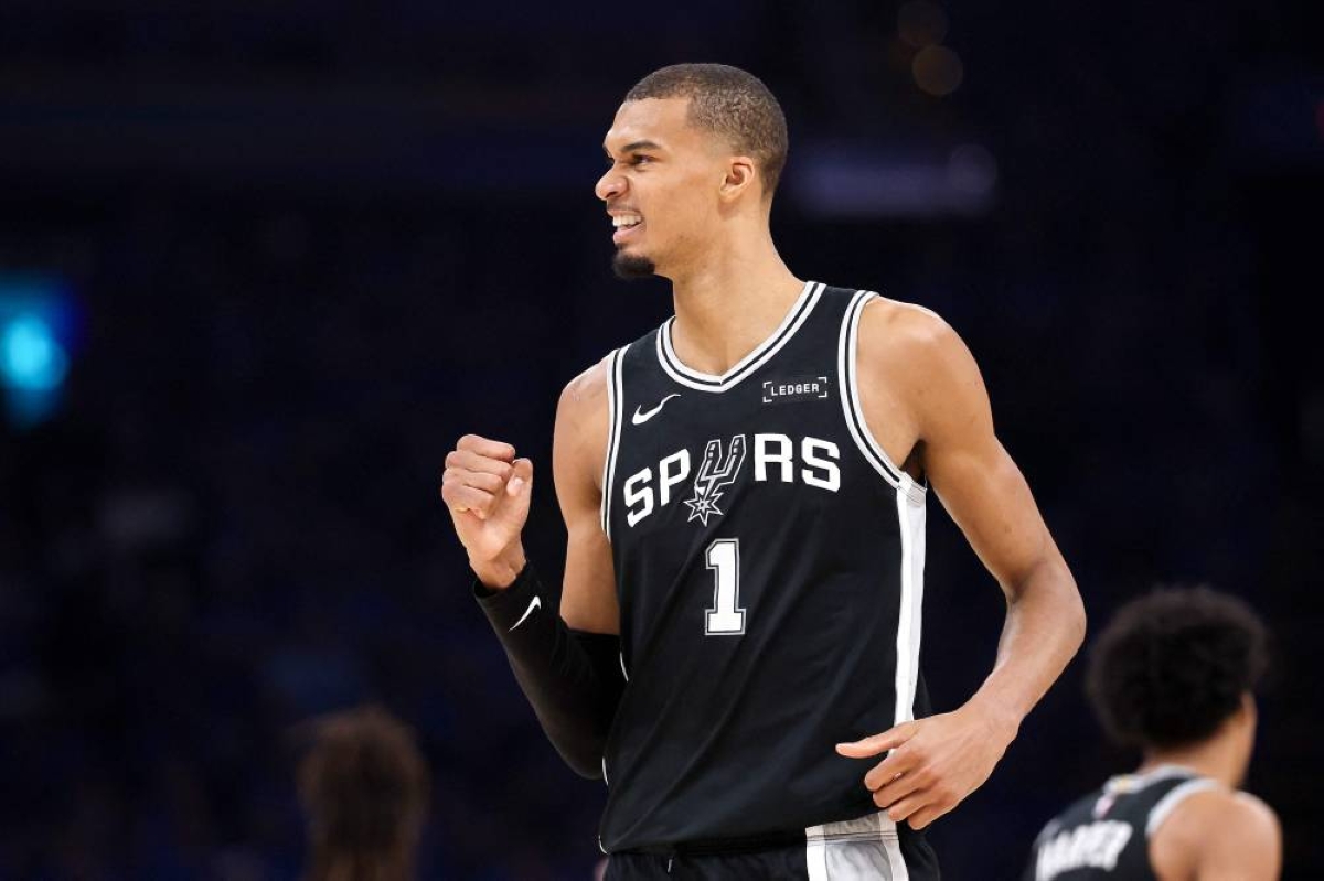 Spurs dethrone Thunder to reach NBA Finals against Knicks