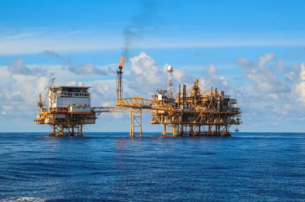 Egypt Raises Natural Gas Prices for Energy-Intensive Industries Starting May