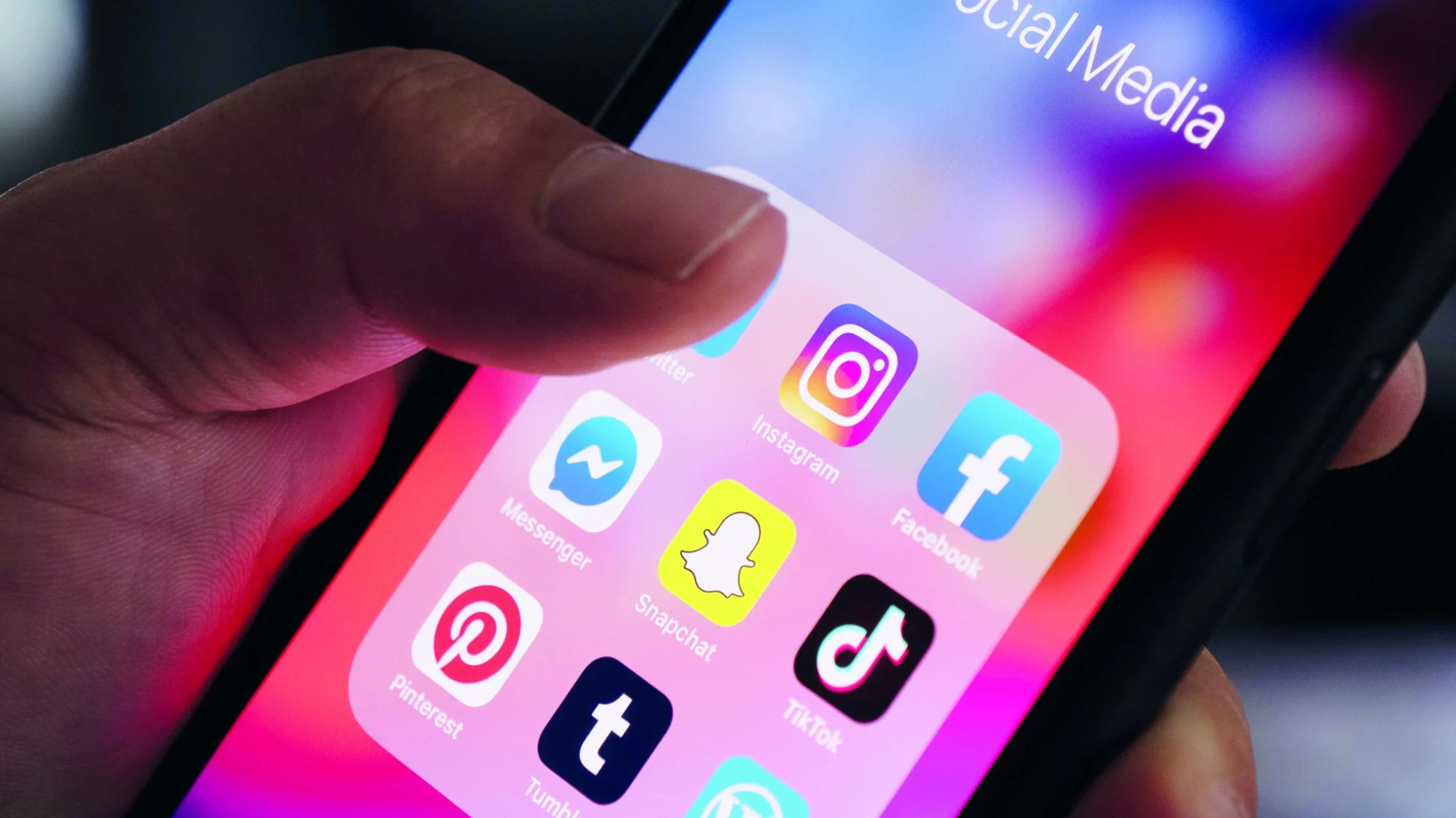 Make social media social again