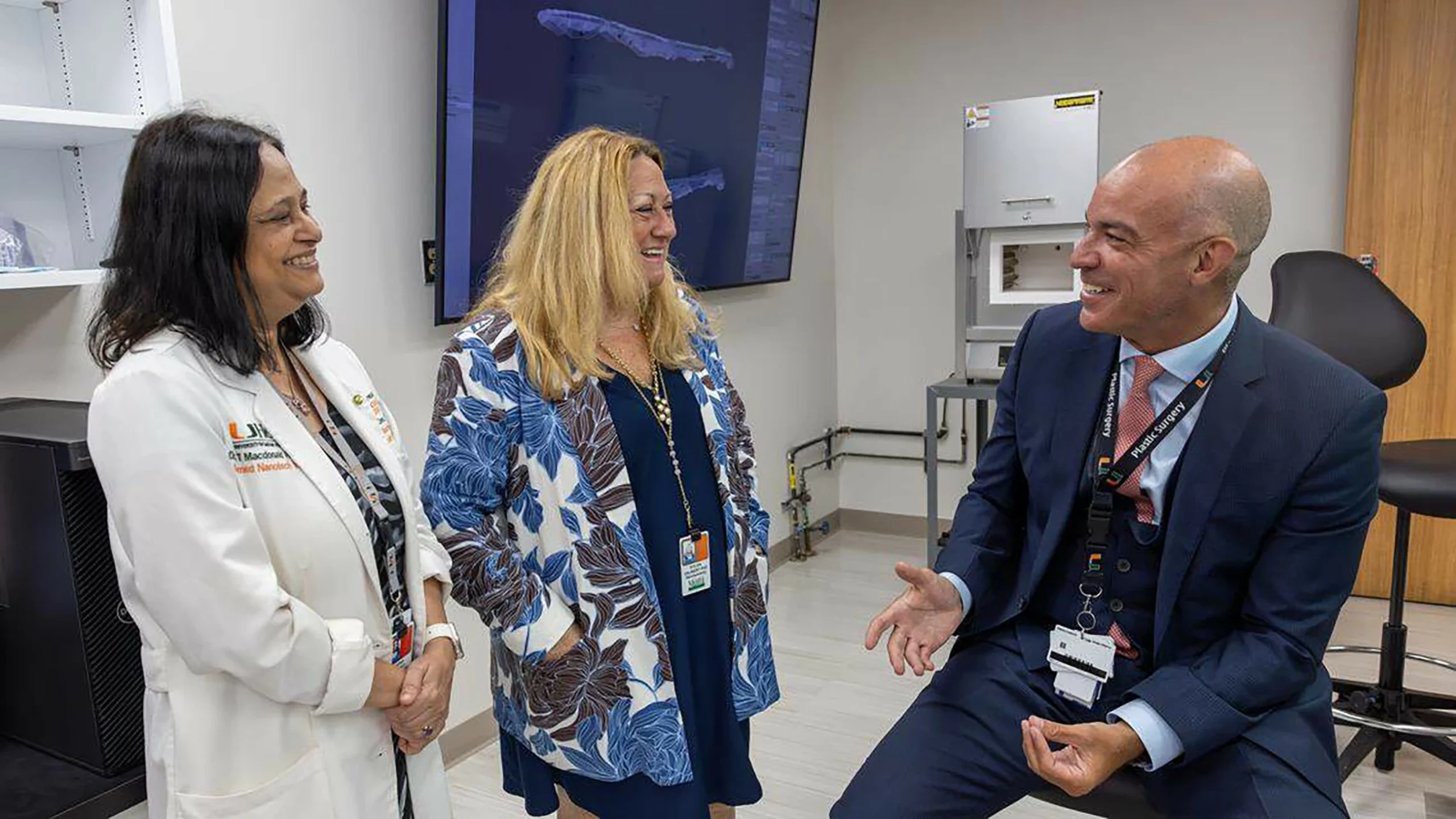 University of Miami lab brings 3D-printed bones to life