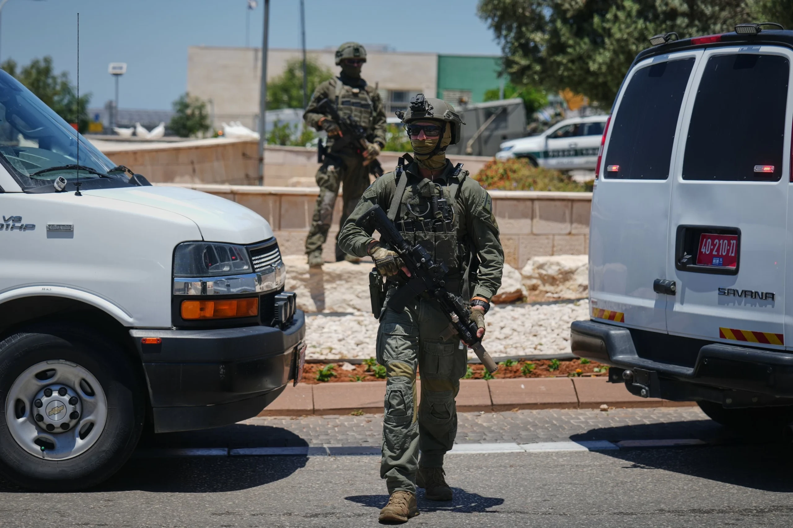 One killed, five wounded in Israel shooting attacks