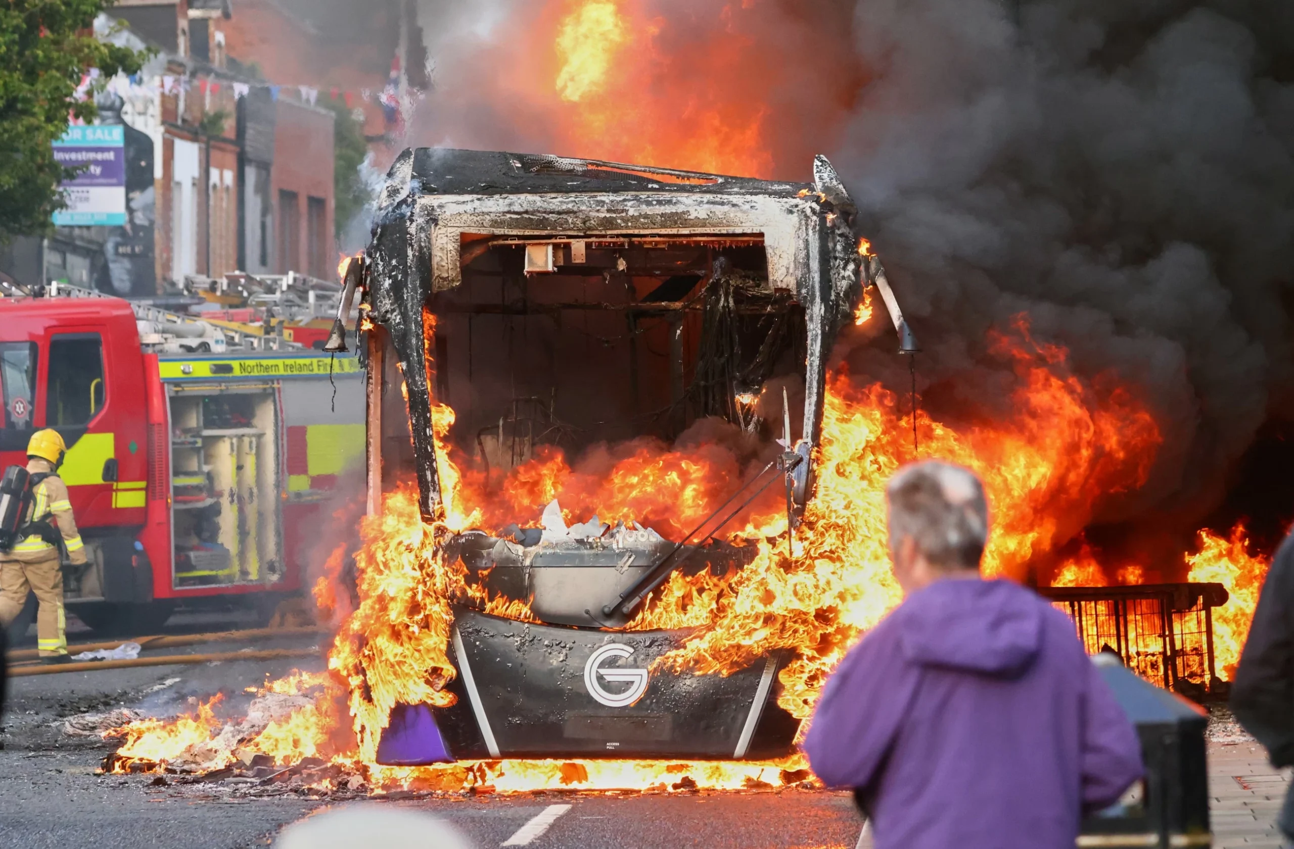 Homes set alight in Belfast anti-immigrant protests after…