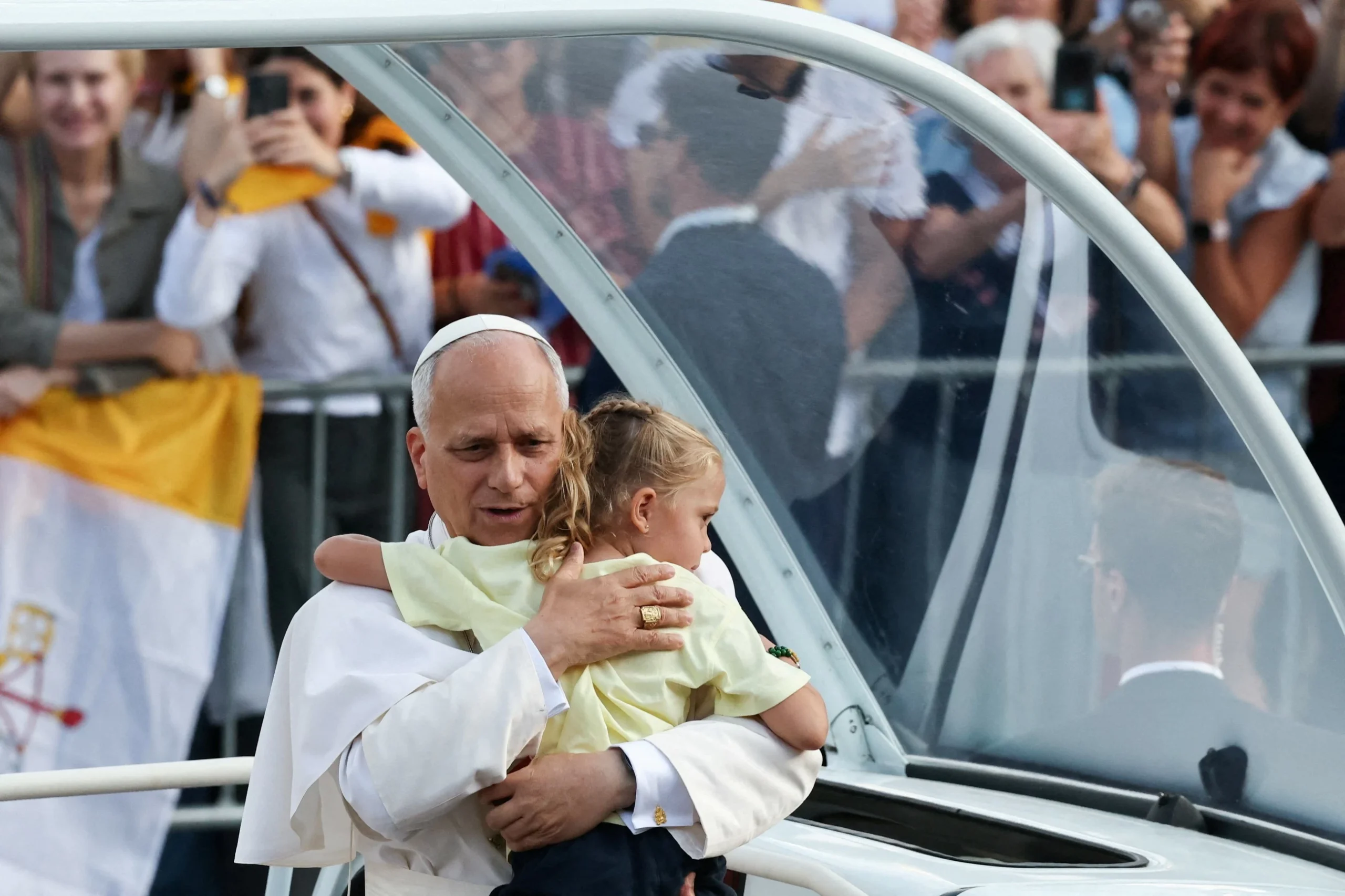 Ahead of World Cup kickoff, pope says life is ‘played as a team’