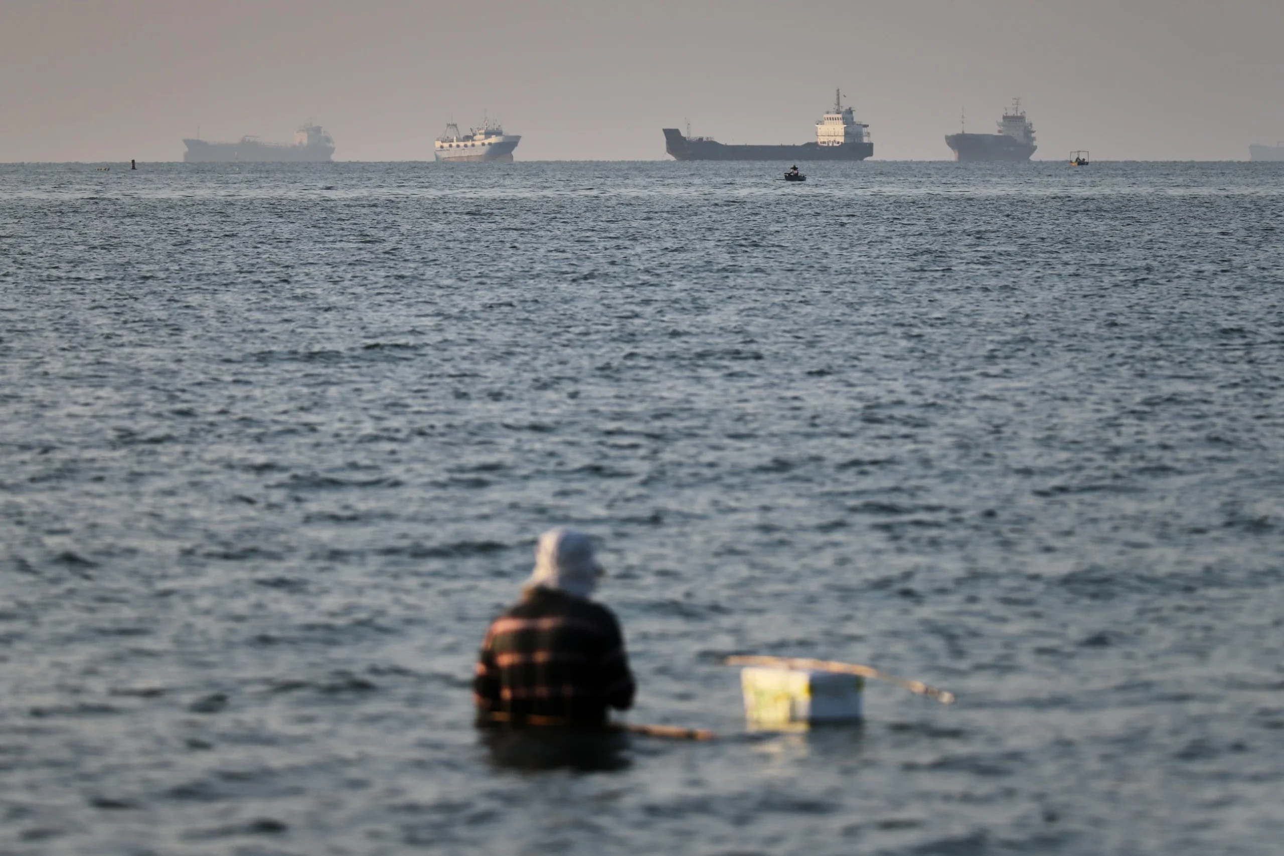 Trump says Iran peace deal to be signed on Sunday, opening Hormuz
