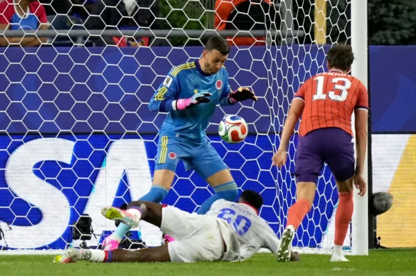 Scotland hang on for first World Cup win since 1990 with …