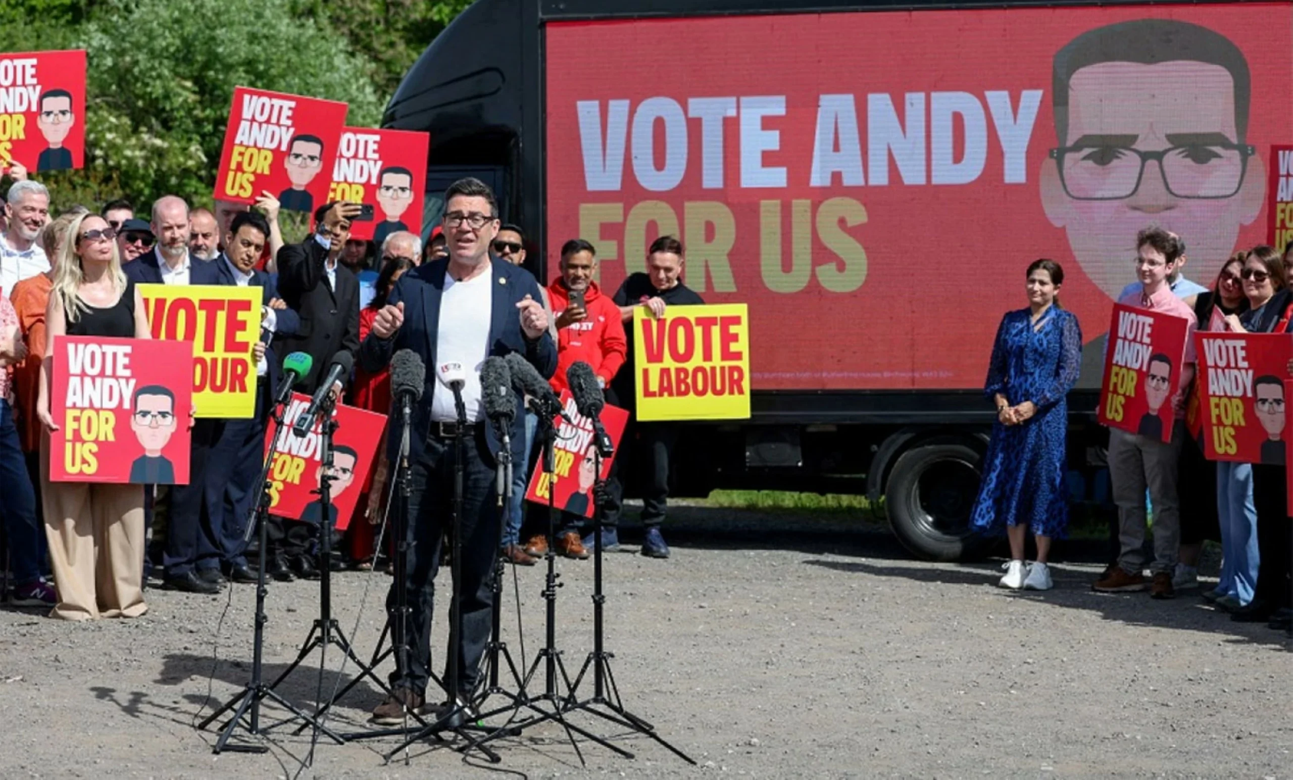 Time to end Labour uncertainty in Makerfield