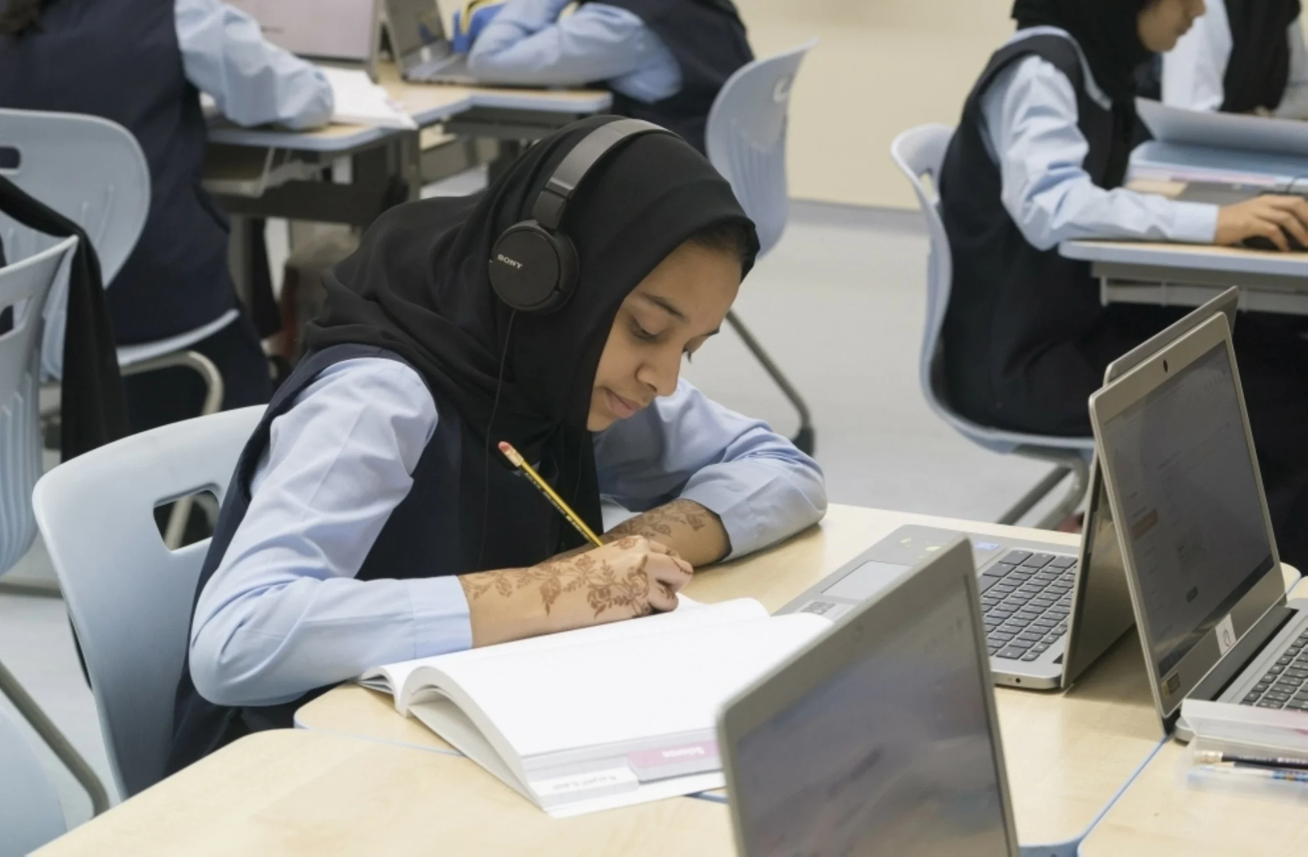 Failure to pay tuition fees does not prevent students fro…