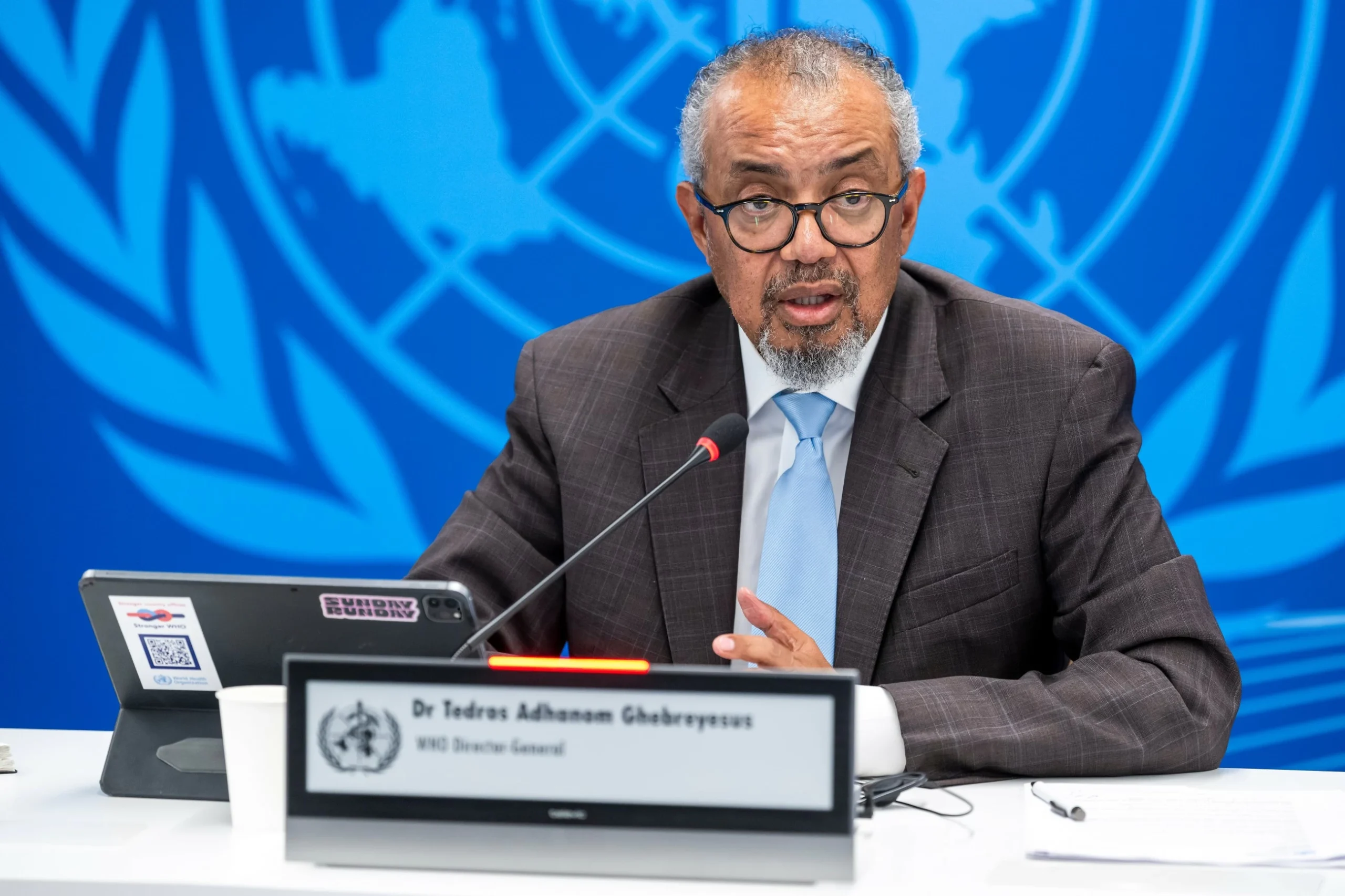 France reports Ebola case in doctor returning from Congo;…