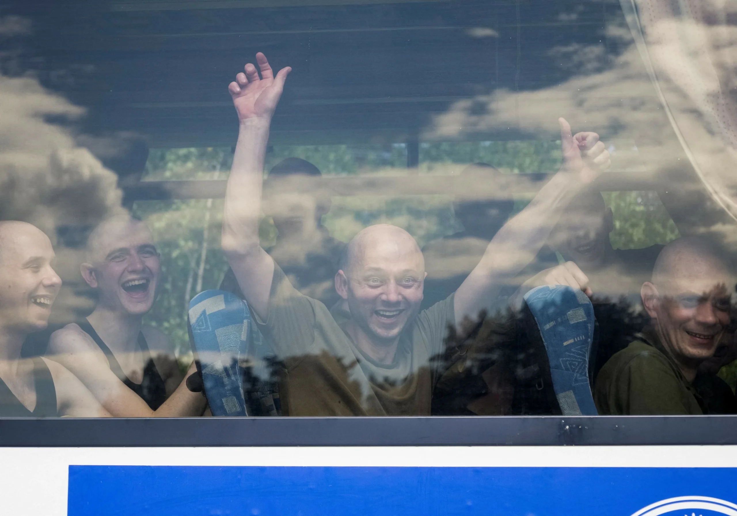Russia and Ukraine exchange 320 prisoners of war with UAE help