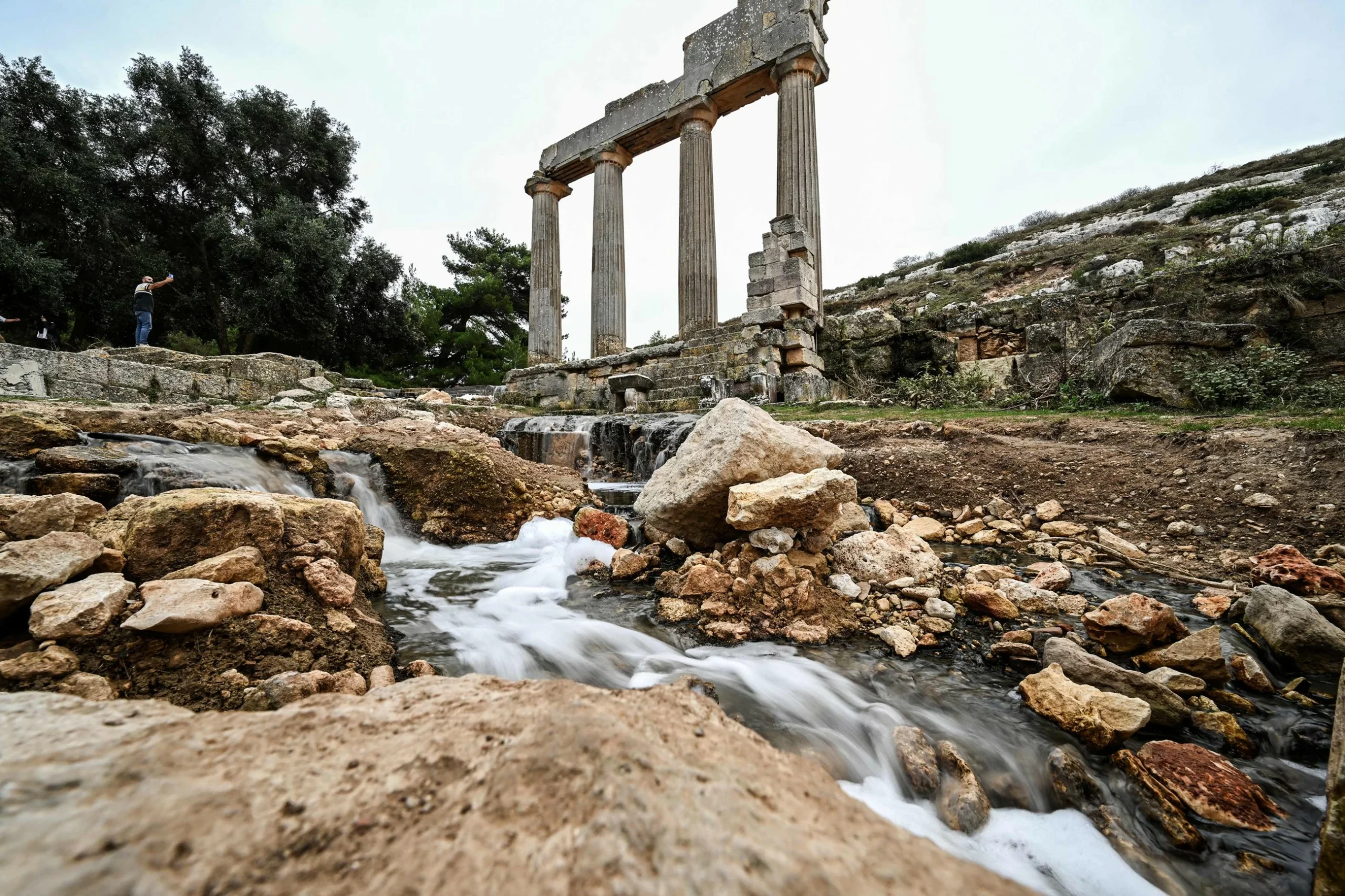 Libyan archaeologists battle to save ancient Greek ruins …
