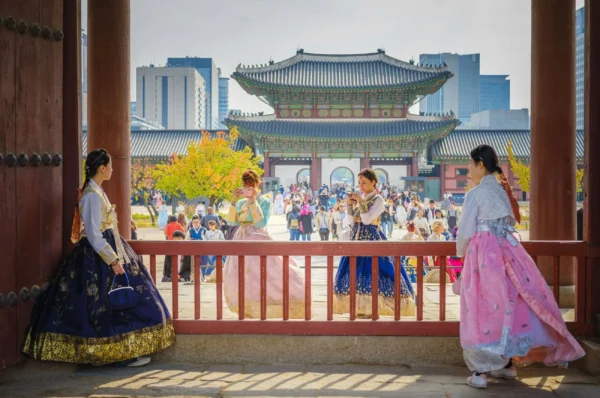 Foreign tourist spending in Korea hits record $911 million