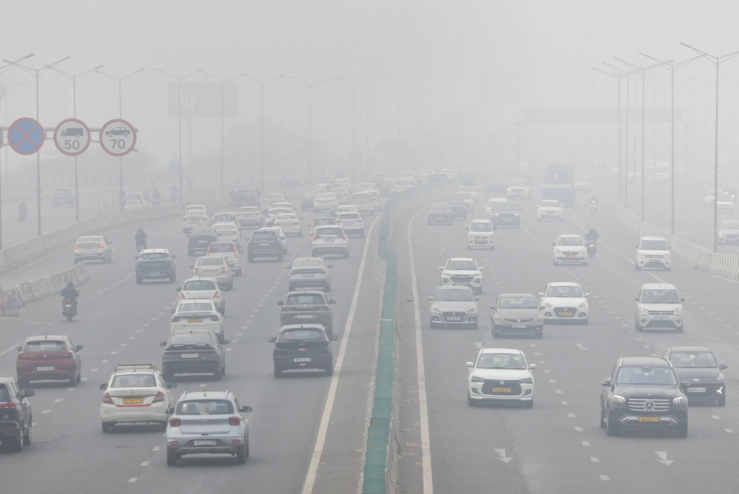 India’s capital Delhi offers residents $1,000 to scrap ol…