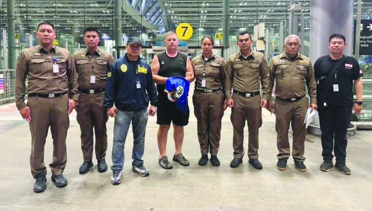 Thailand arrests Australian after teen’s body found in suitcase