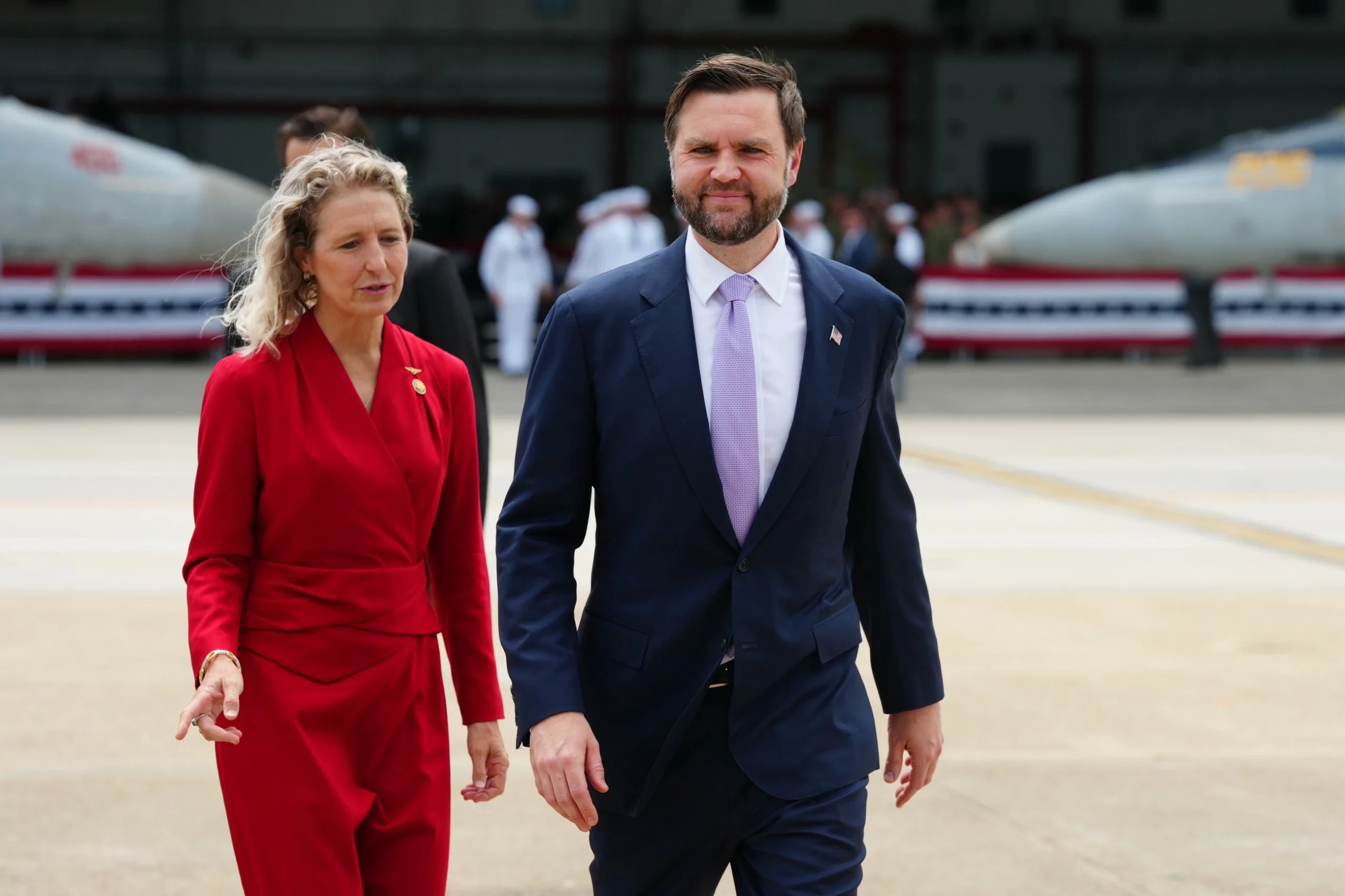 US and Iran hold talks in Qatar; Vance says no return to …