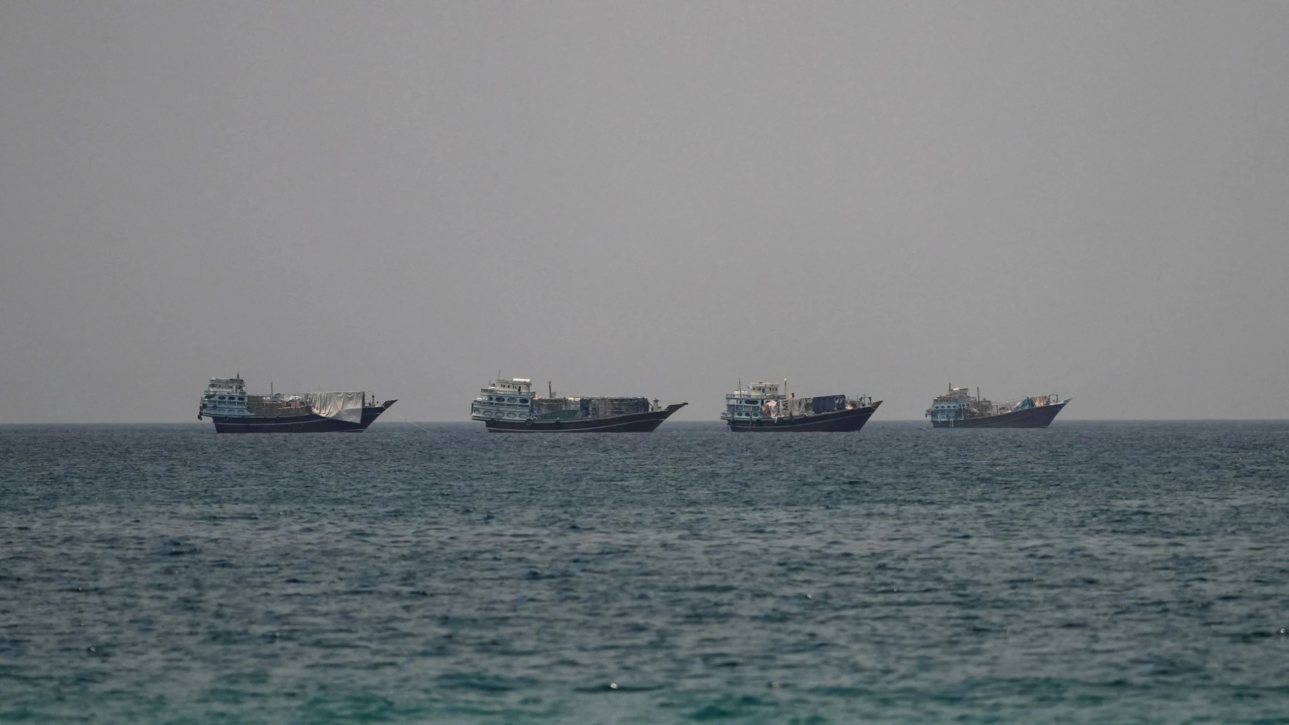 Iran warns oil tankers to use approved routes in Strait o…