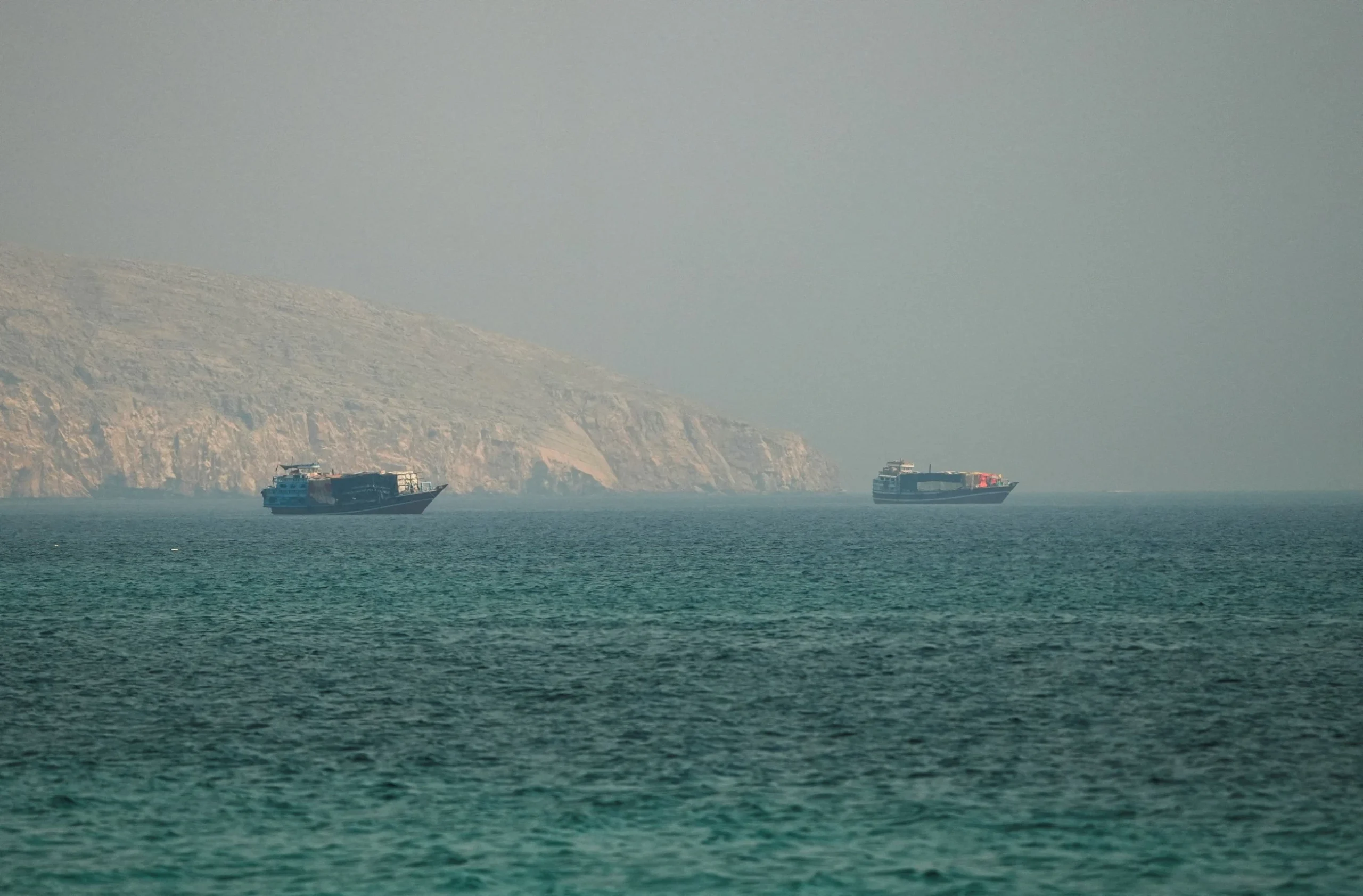 Hormuz traffic slumps as US and Iran trade strikes