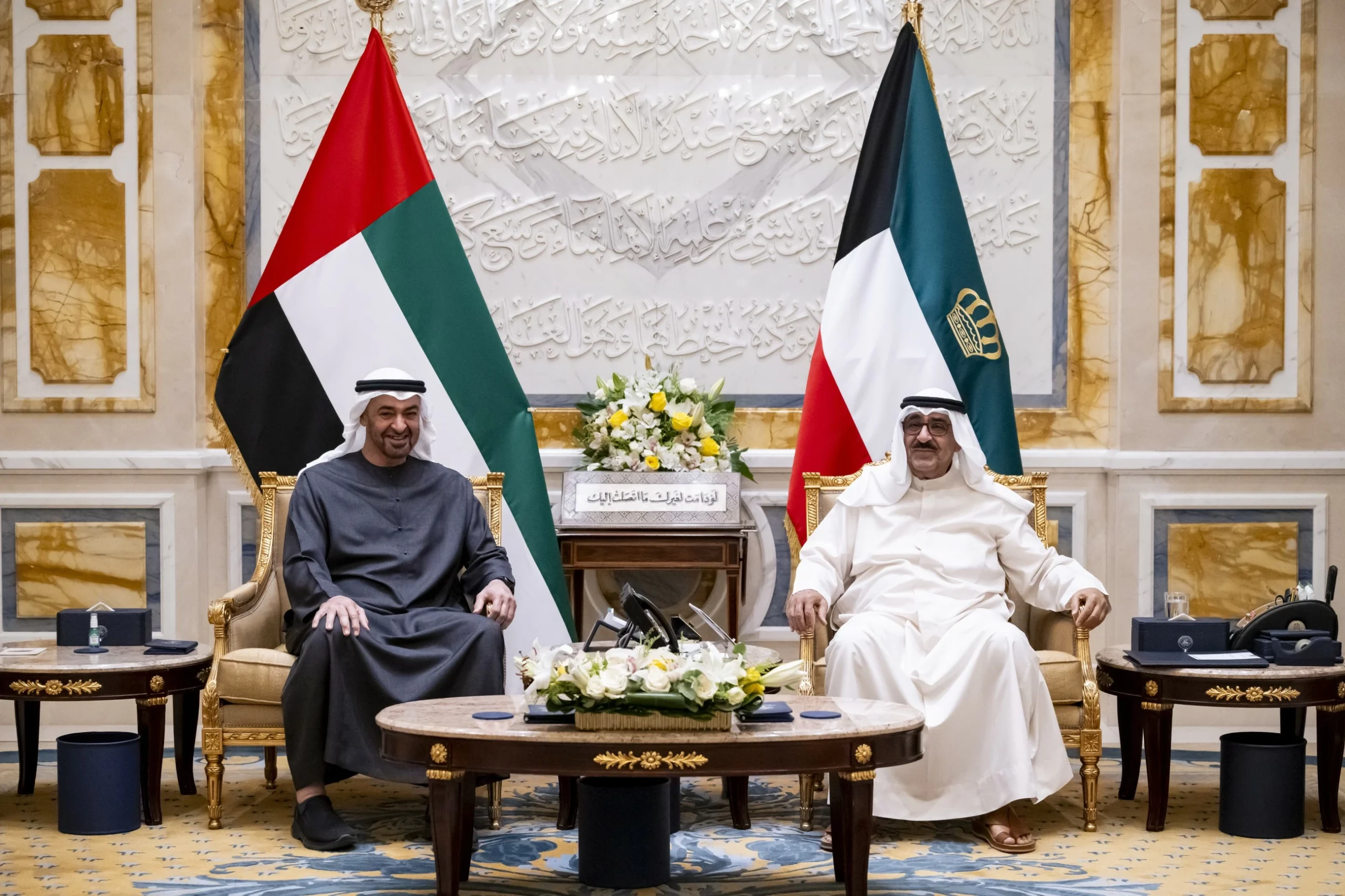 UAE President and Emir of Kuwait discuss strengthening bi…