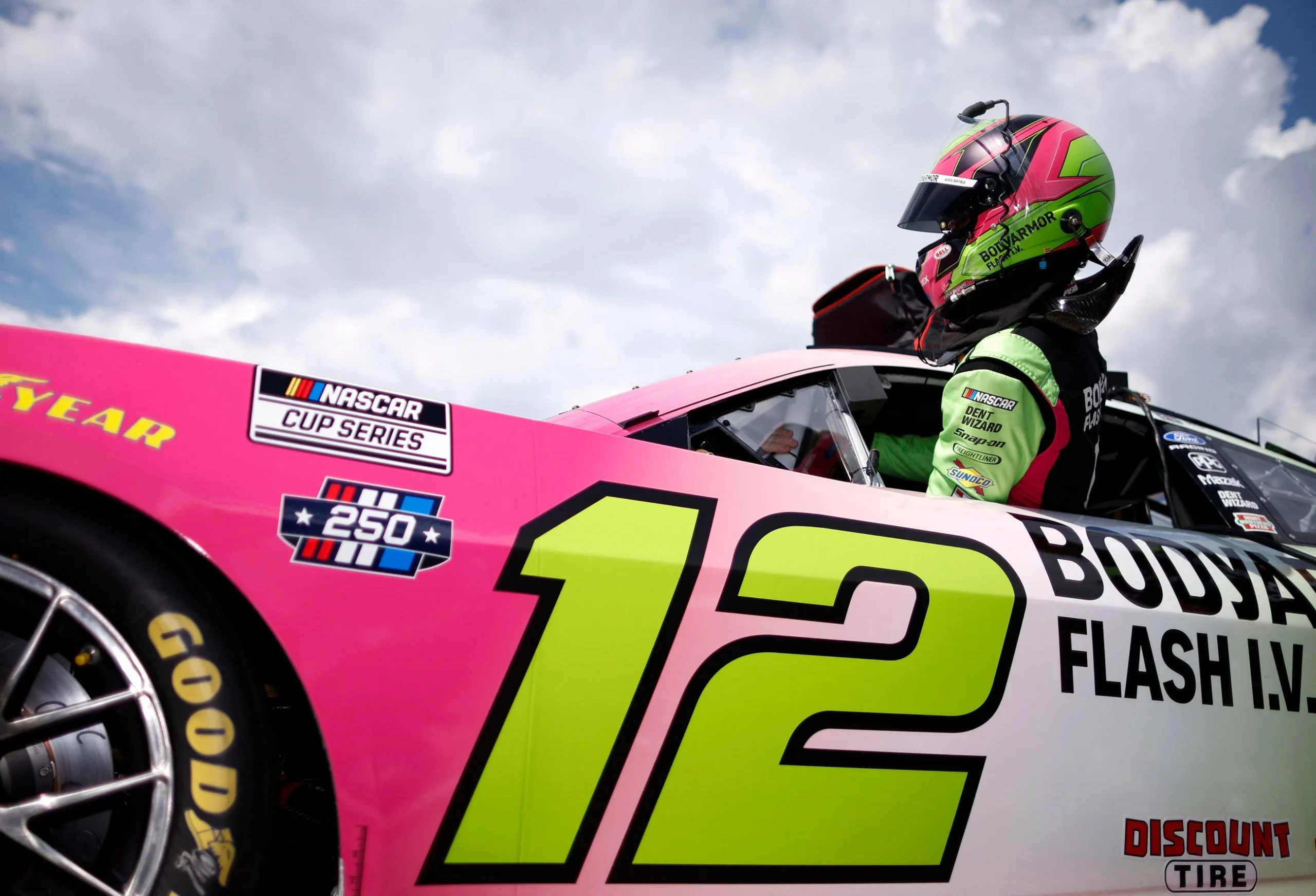 Ryan Blaney is only 65 points out of NASCAR’S points lead…