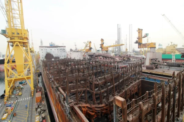 Drydocks World completes one of UAE’s most complex green …