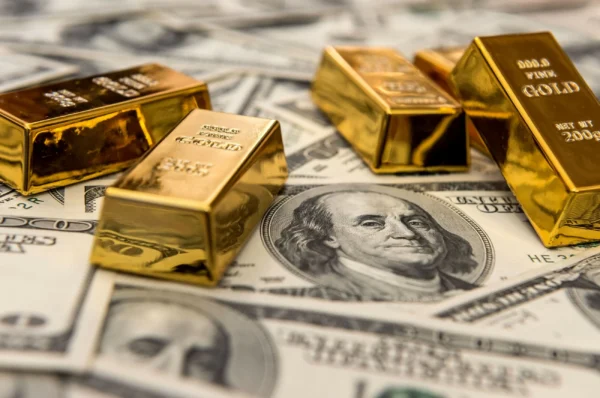 Gold, silver face a defining test as markets favour dollar