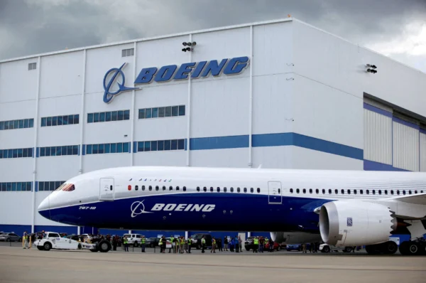 Boeing keeps 20-year forecast for new aircraft demand steady