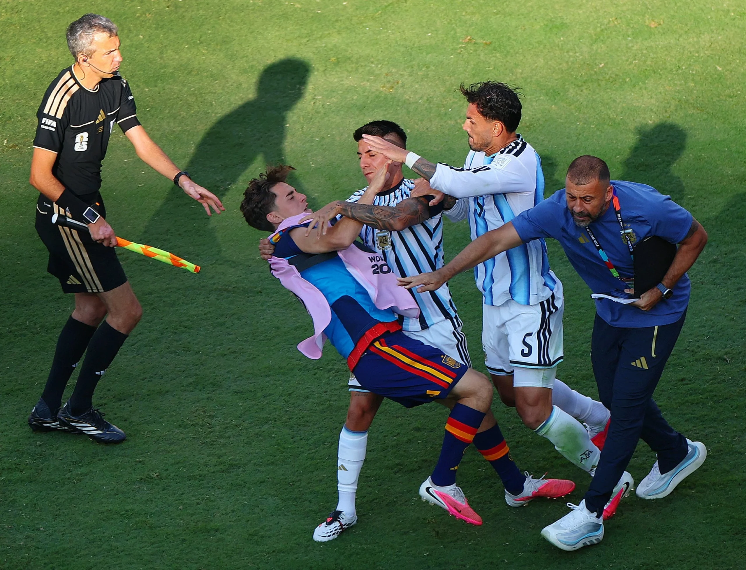 Fifa investigates Argentina players confronting Spain’s o…