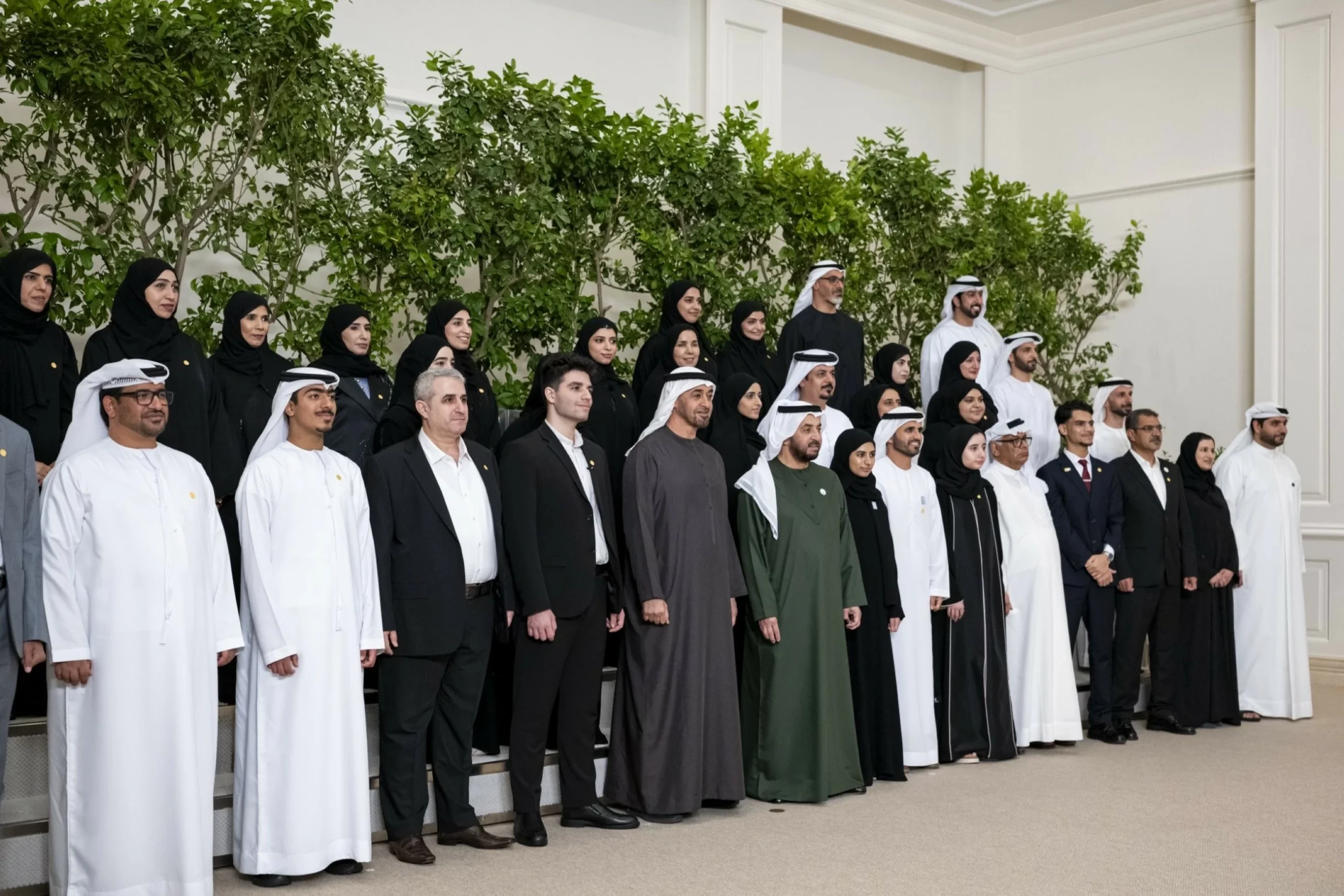UAE President Sheikh Mohamed honours outstanding high school students