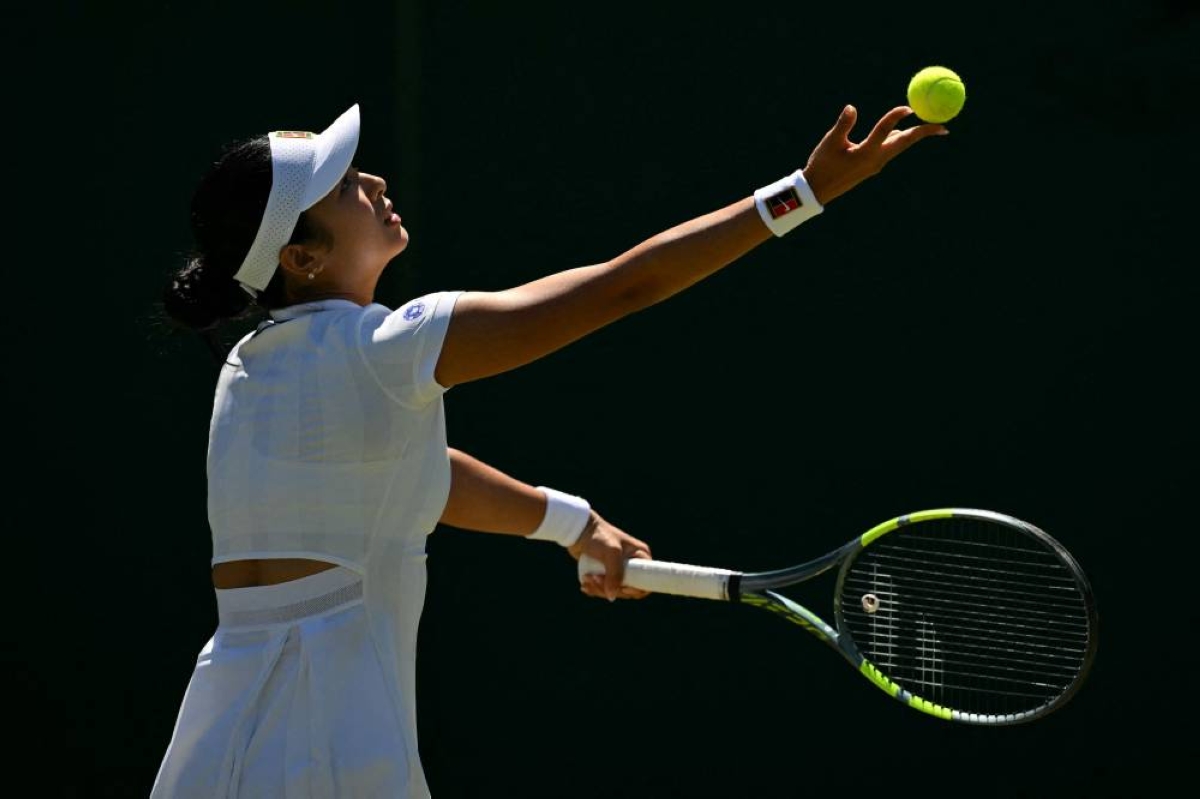 Eala writes history for Philippines in ‘electric’ Wimbledon atmosphere