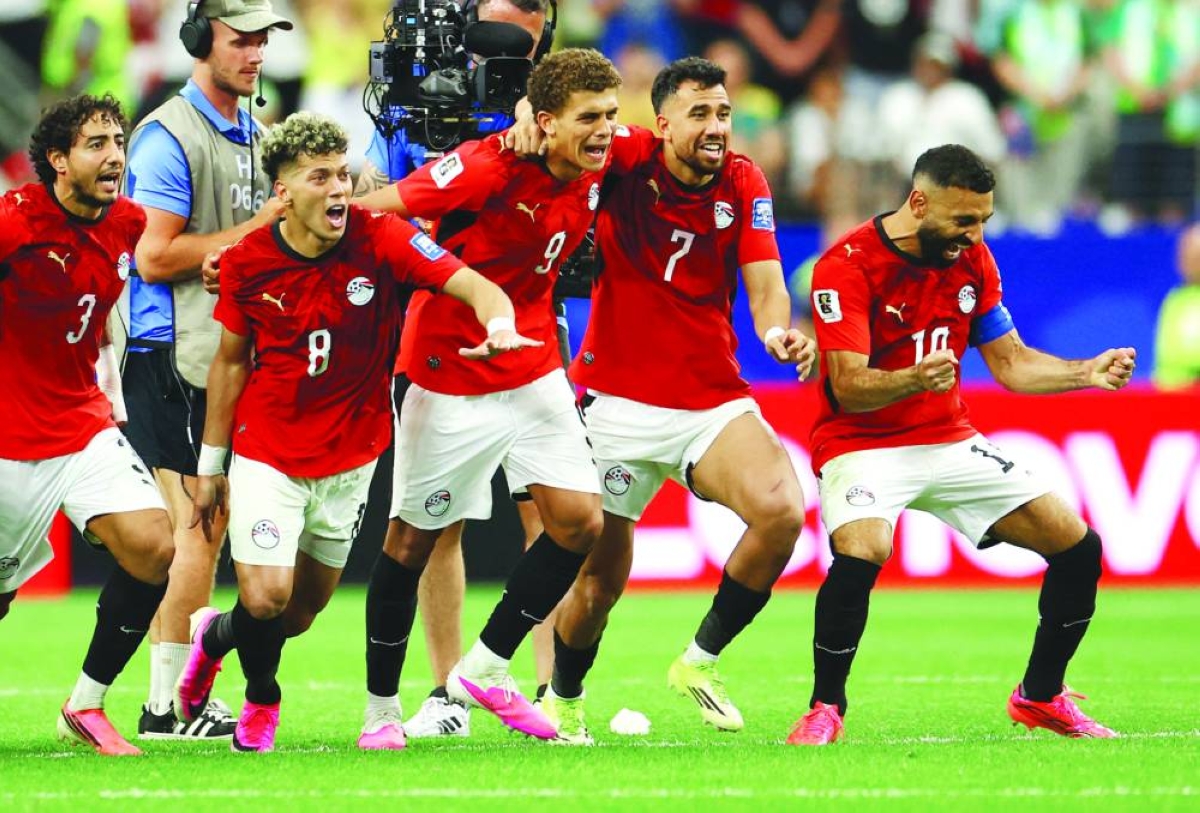 Egypt edge Australia on penalties to reach World Cup last 16