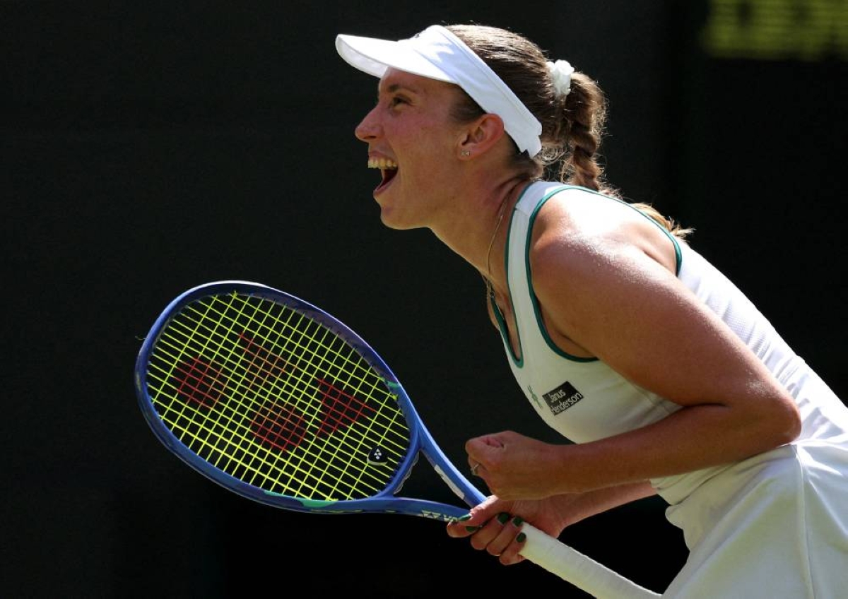 Wimbledon women’s draw blasted open as Swiatek and Rybakina crash out