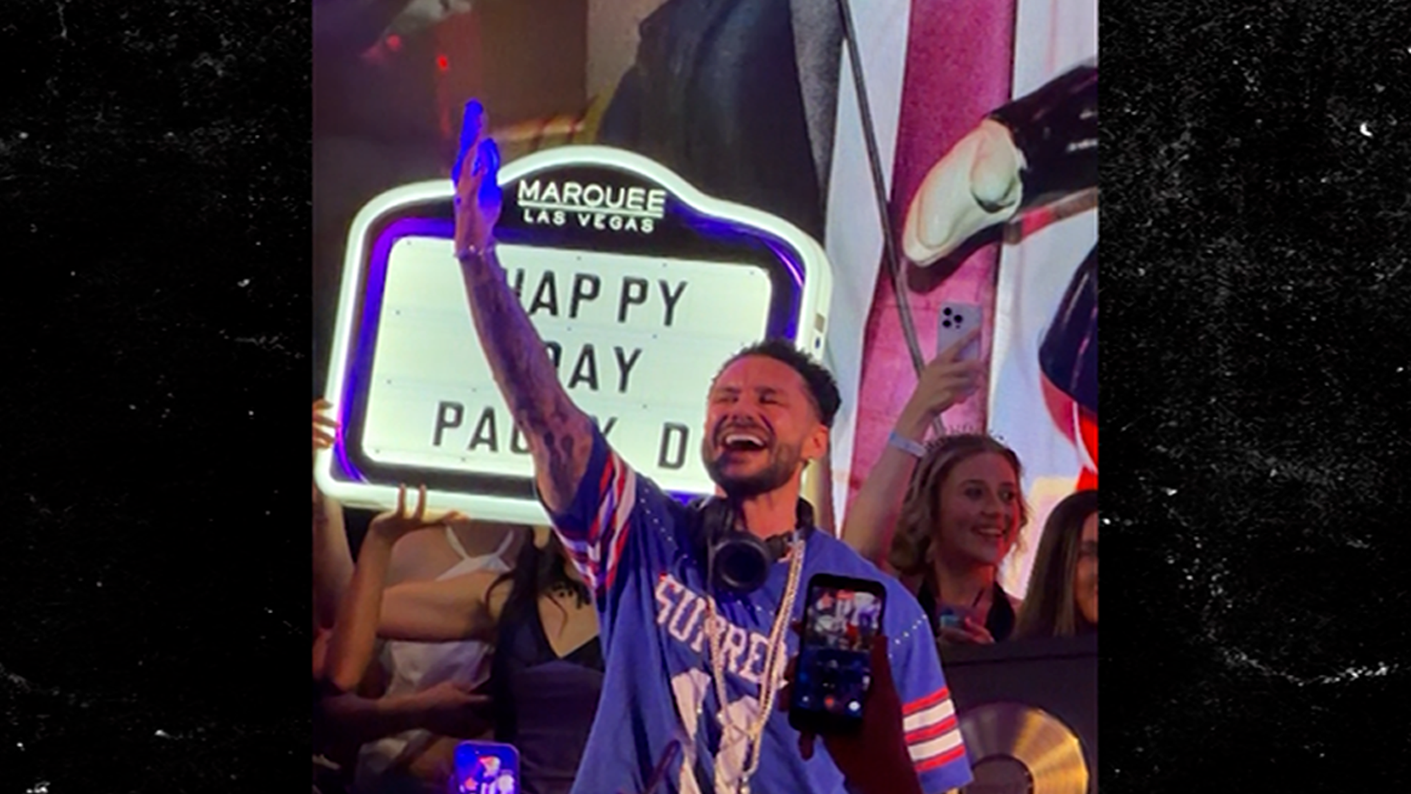 Pauly D Celebrates 46th Birthday With Wild Las Vegas Club Party