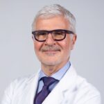 Dr. Steven Gundry Says ‘Eating Your Sunscreen’ Could Be the Secret to Glowing Skin