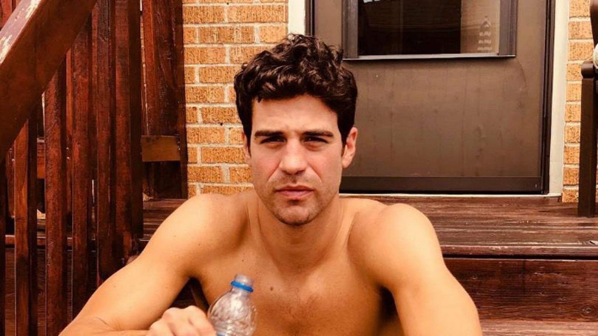 ‘Bachelor in Paradise’ Alum Joe Amabile Diagnosed With Apparent Brain Tumor
