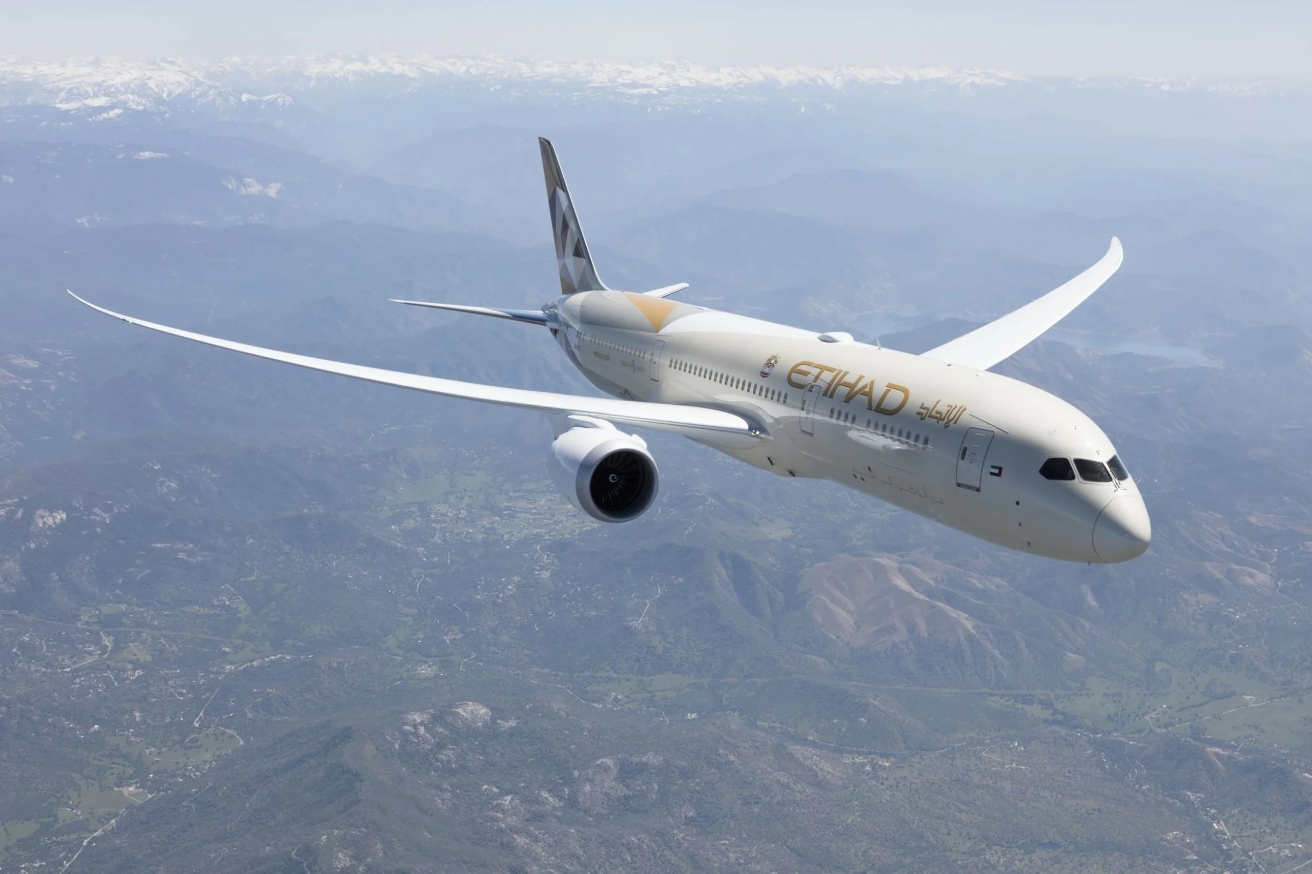 Etihad Airways celebrates inaugural flight to Tashkent