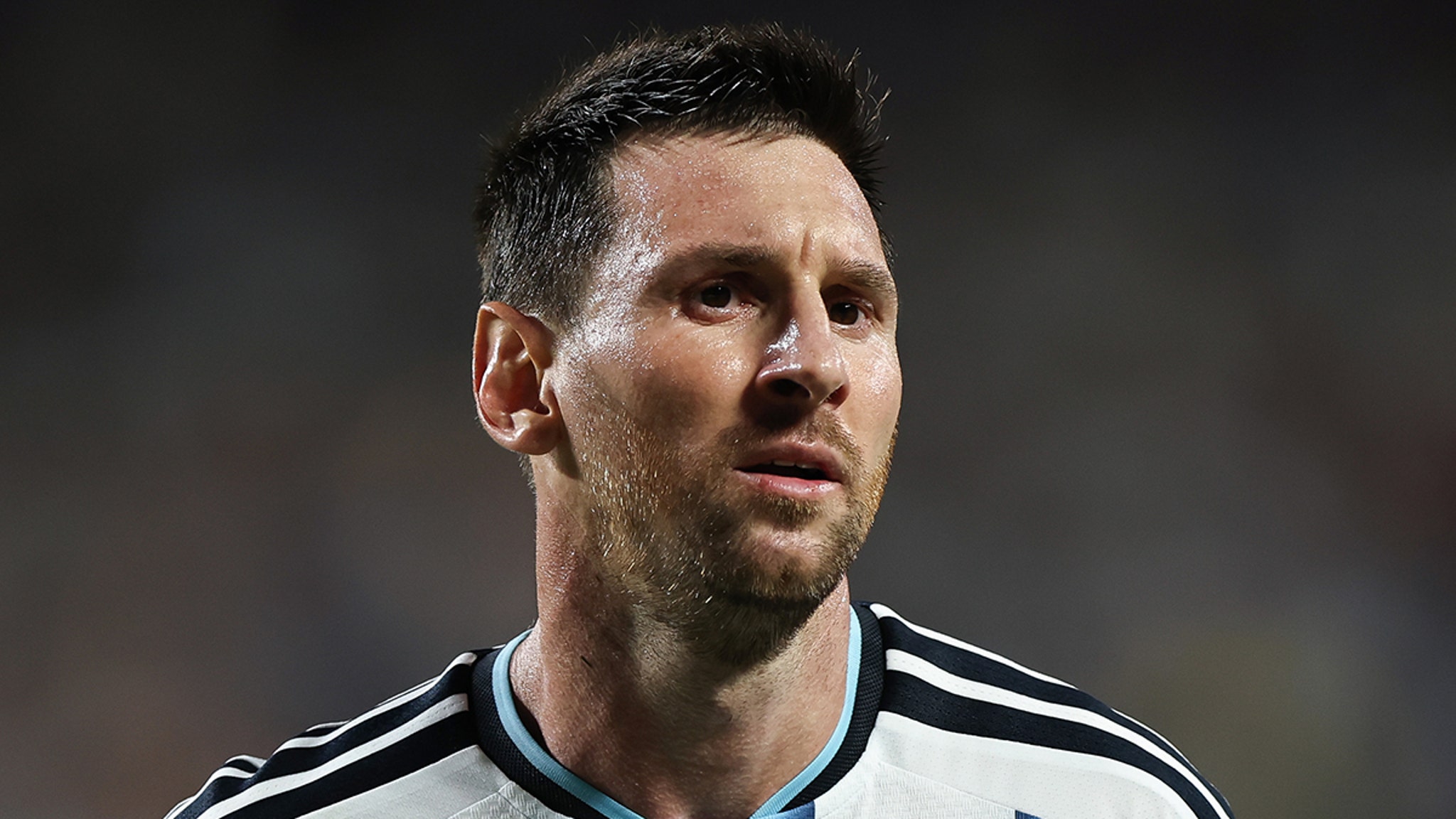 Lionel Messi Having Serious Doubts on Soccer Future After Dad’s Death